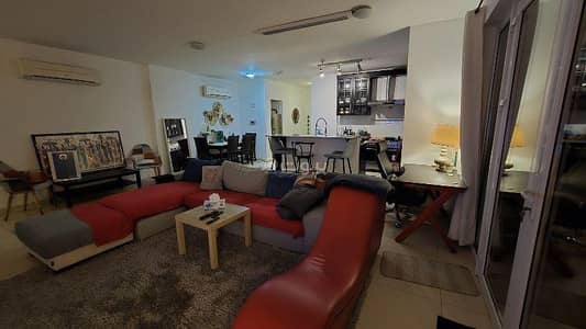 فلیٹ 3 غرف نوم للايجار في العذيبة، مسقط - شقة 3 غرف نوم للإيجار في العذيبة، مسقط