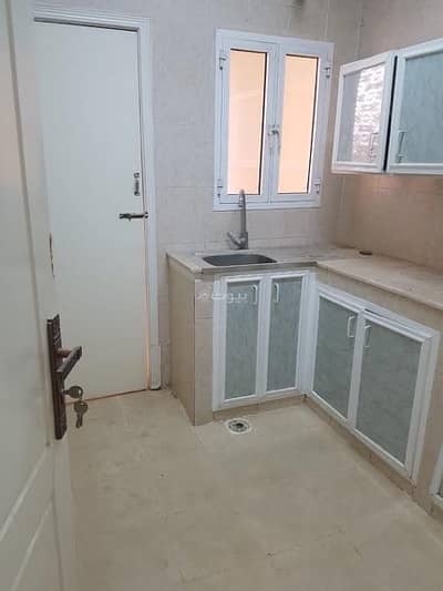 2 Bedroom Apartment for Rent in Al Amarat, Muscat - 2 Bedroom Apartment For Rent in Al Amarat, Muscat