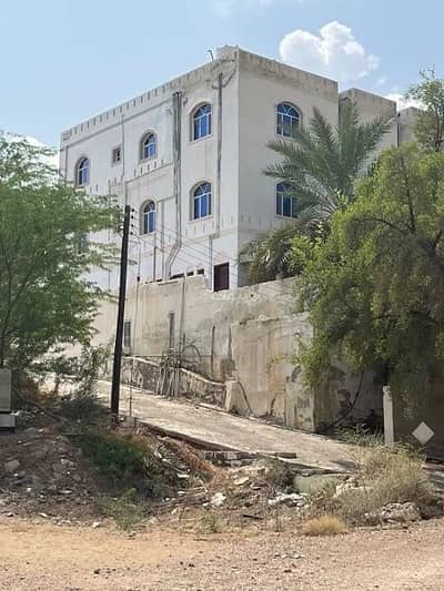 Commercial Building for Sale in Al Rustaq, Al Batinah - Commercial Building For Sale in Al Rustaq, Al Batinah