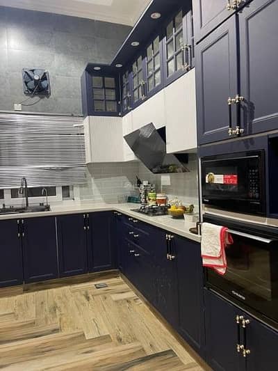 مجمع تجاري  للبيع في العامرات، مسقط - عقار تجاري للبيع في العمارات، مسقط