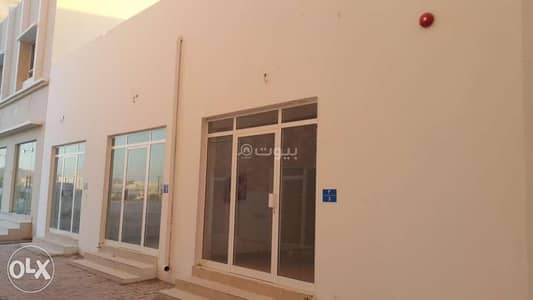 مجمع تجاري  للبيع في العامرات، مسقط - مبنى تجاري للبيع في العمارات، مسقط