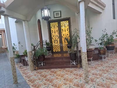 فیلا 6 غرف نوم للبيع في الخوير، مسقط - فيلا 6 غرف نوم للبيع في الخوير، مسقط