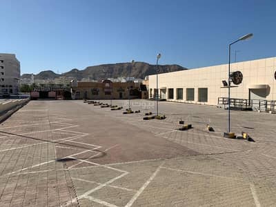 عقارات تجارية اخرى  للايجار في روي، مسقط - استوديو تجاري اخر للإيجار روي، مسقط