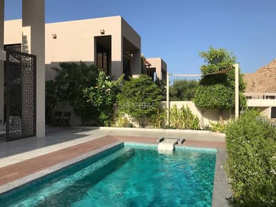 فیلا 3 غرف نوم للبيع في يتي، مسقط - فيلا بثلاث غرف نوم للبيع في يتي