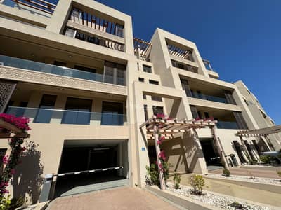 3 Bedroom Flat for Sale in Barr Al Jissah, Muscat - 3 Bedroom Apartment For Sale in Barr Al Jissah, Muscat