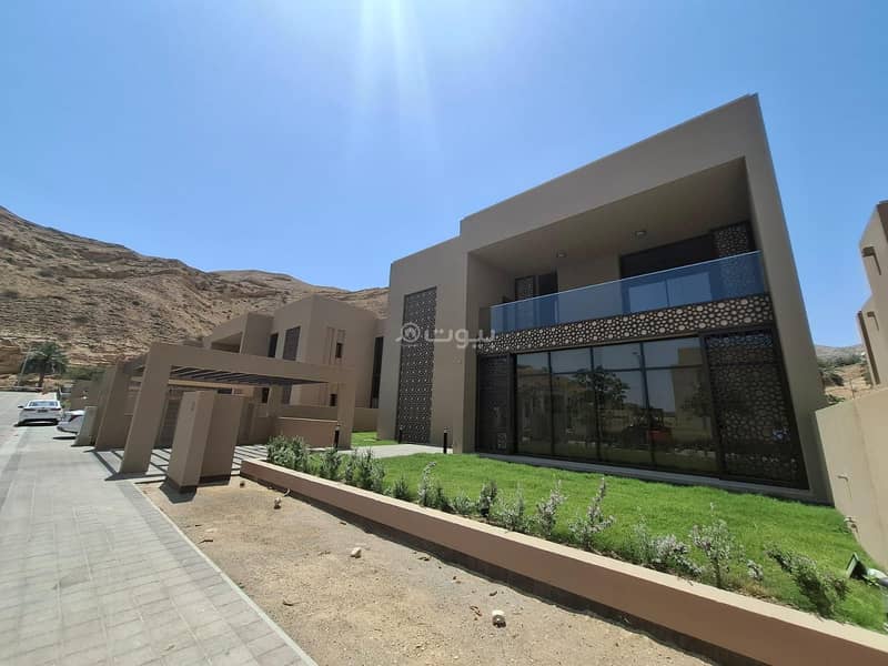 4 Bedroom Villa For Rent in Barr Al Jissah, Muscat 4 Bedroom Villa For Rent in Barr Al Jissah, Muscat