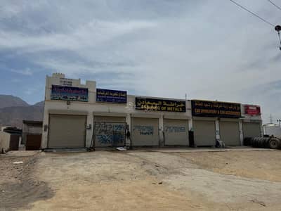 عقارات تجارية اخرى  للايجار في المسفاة، مسقط - مساحة تجارية بمساحة 25 متر مربع للإيجار في مسقط، مصفح