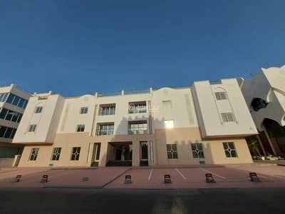 عقارات تجارية اخرى  للايجار في القرم، مسقط - 600 متر مربع عقار تجاري للإيجار في القرم، مسقط