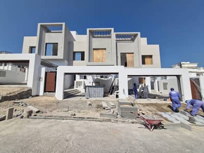 فیلا 4 غرف نوم للبيع في مدينة السلطان قابوس، مسقط - فيلا 4 غرف نوم للبيع في مدينة السلطان قابوس، مسقط