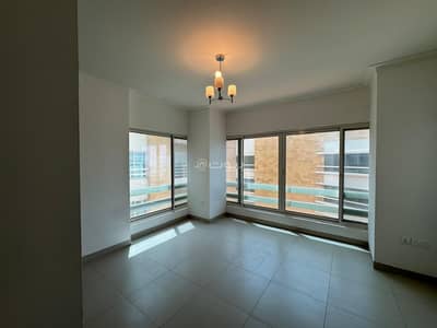 3 Bedroom Apartment for Sale in Al Khuwair, Muscat - 3 Bedrooms Apartment For Sale in Al Khuwair, Muscat