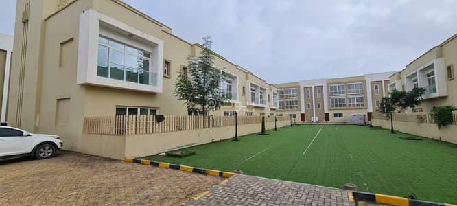 فیلا 3 غرف نوم للايجار في صلالة، ظفار - فيلا مكونة من 3 غرف نوم للإيجار في صلالة، ظفار