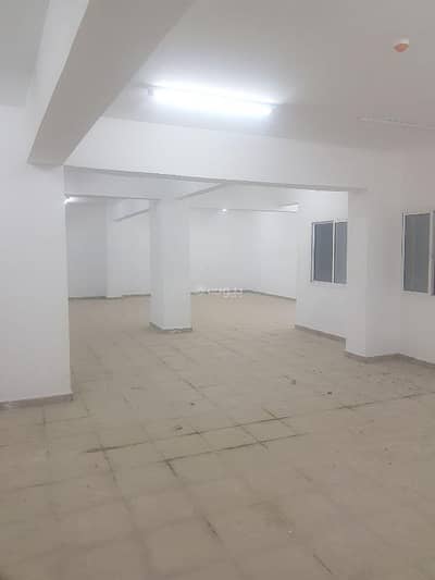 عقارات تجارية اخرى  للايجار في المعبيلة، مسقط - مساحة تجارية 350 متر مربع للإيجار في المعابيل، مسقط