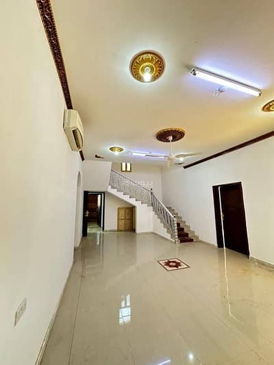 فیلا 5 غرف نوم للبيع في عبري، الظاهرة - خمسة غرف نوم فِلّا للبيع في إبري