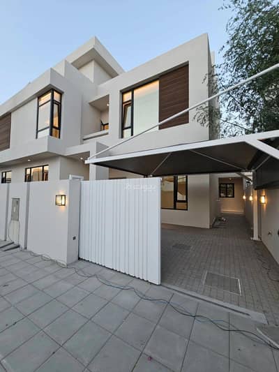 6 Bedroom Villa for Sale in Al Ghubrah, Muscat - 6 Bedroom Villa For Sale in Al Ghubrah, Muscat