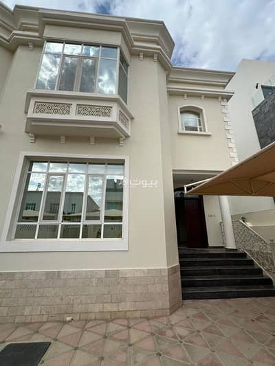 فیلا 6 غرف نوم للايجار في العذيبة، مسقط - فيلا مكونة من 6 غرف للايجار في العزبة، مسقط