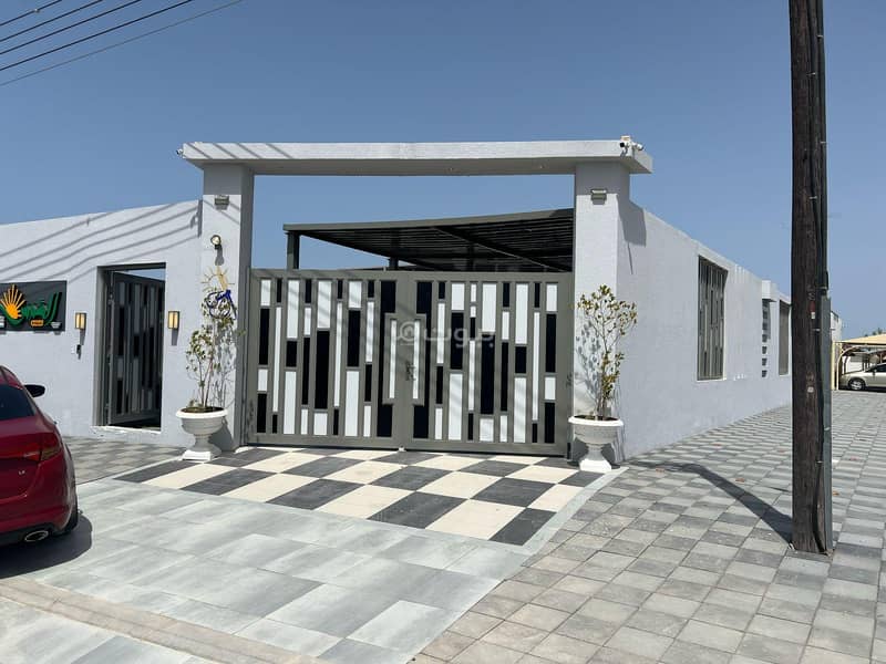4 Bedroom Chalet For Sale in Barka, Al Batinah 4 Bedroom Chalet For Sale in Barka, Al Batinah