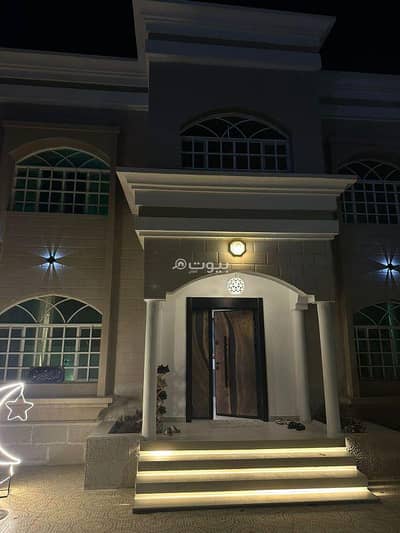 6 Bedroom Villa for Sale in Al Amarat, Muscat - 6 Bedroom Villa For Sale in Al Amarat, Muscat