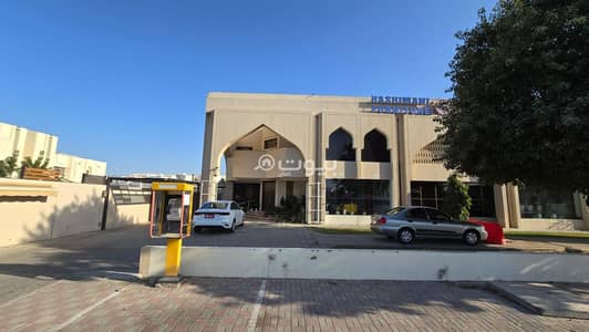 عقارات تجارية اخرى  للايجار في مدينة السلطان قابوس، مسقط - مساحة تجارية مفروشة للإيجار في مدينة السلطان قابوس، مسقط