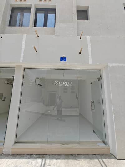 عقارات تجارية اخرى  للايجار في الغبرة، مسقط - مساحة تجارية للإيجار في الغبرة، مسقط