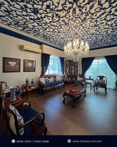 فیلا 5 غرف نوم للبيع في العذيبة، مسقط - فيلا تحتوي على 5 غرف نوم للبيع في عزيبه، مسقط