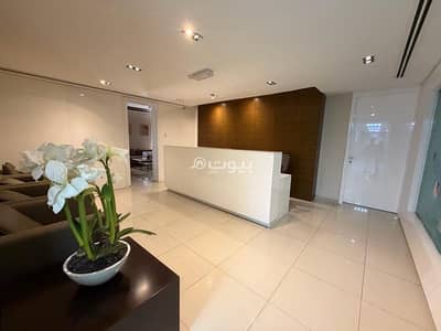 عقارات تجارية اخرى  للايجار في روي، مسقط - 300 متر مربع للتأجير في روي، مسقط