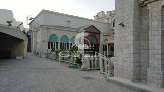 فیلا 4 غرف نوم للايجار في مدينة السلطان قابوس، مسقط - فيلا من 4 غرف نوم للإيجار في مدينت السلطان قابوس، مسقط