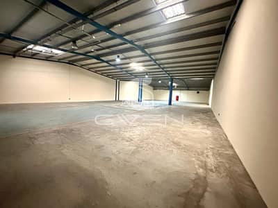 عقارات تجارية اخرى  للايجار في وادي الكبير، مسقط - 740 متر مربع مساحة تجارية أخرى للإيجار في الوادي الكبير، مسقط