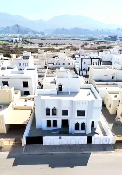 فیلا 7 غرف نوم للبيع في العامرات، مسقط - فيلا مكونة من 7 غرف نوم للبيع في الأمارَات، مسقط فیلا 7 غرف نوم للبيع في العامرات، مسقط - فيلا مكونة من 7 غرف نوم للبيع في الأمارَات، مسقط