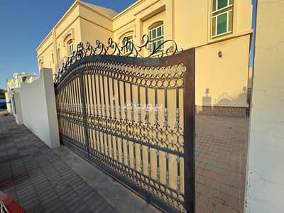 3 Bedroom Flat for Rent in Al Maabilah, Muscat - 3 Bedroom Apartment For Rent in Al Maabilah, Muscat