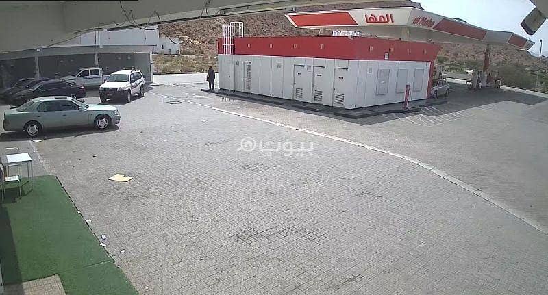 مساحة تجارية مفروشة بمساحة 35 متر مربع للبيع في قريات، مسقط مساحة تجارية مفروشة بمساحة 35 متر مربع للبيع في قريات، مسقط