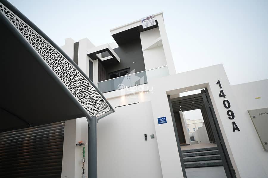 6 Bedroom Villa For Sale in Al Seeb, Muscat 6 Bedroom Villa For Sale in Al Seeb, Muscat