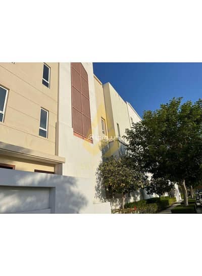 2 Bedroom Flat for Sale in The Wave (Almouj), Muscat - 2 Bedroom Apartment For Sale in The Wave (Almouj), Muscat