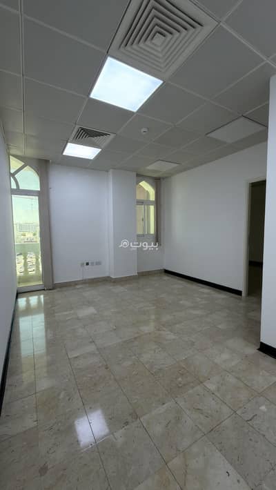 عقارات تجارية اخرى  للايجار في مدينة السلطان قابوس، مسقط - 215 متر مربع مساحة تجارية للإيجار في مدينة السلطان قابوس، مسقط