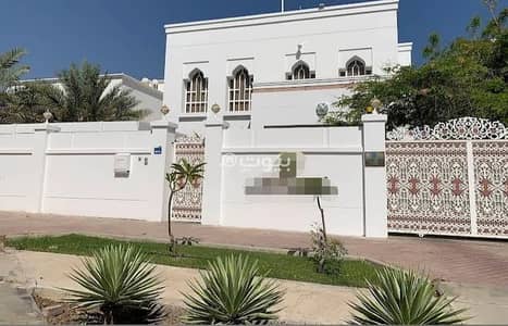 مجمع تجاري  للايجار في مسقط - أخرى، مسقط - مبنى تجاري للإيجار في مسقط - أخرى