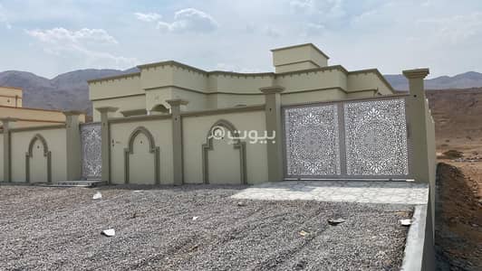 فیلا 5 غرف نوم للبيع في صور، الشرقية - فيلا مكونة من 5 غرف نوم للبيع في صور، الشرقية فیلا 5 غرف نوم للبيع في صور، الشرقية - فيلا مكونة من 5 غرف نوم للبيع في صور، الشرقية