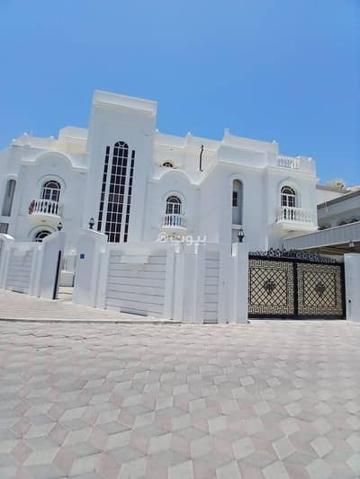 5 Bedroom Flat for Rent in Qurum, Muscat - 5 Bedroom Apartment For Rent in Qurum, Muscat