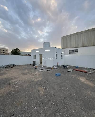 عقارات تجارية اخرى  للايجار في المسفاة، مسقط - 700 متر مربع مساحة تجارية للإيجار في مسفاة، مسقط