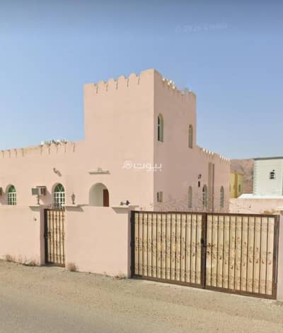 Commercial Building for Sale in Qurayyat, Muscat - Commercial Building For Sale in Qurayyat, Muscat