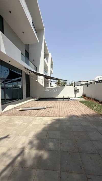 4 Bedroom Villa for Rent in Madinat As Sultan Qaboos, Muscat - 4 Bedroom Villa For Rent in Madinat As Sultan Qaboos, Muscat