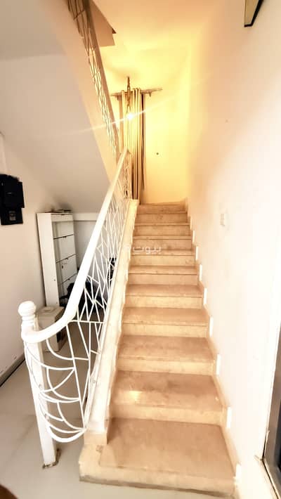 6 Bedroom Villa for Sale in Al Seeb, Muscat - 6 Bedroom Villa For Sale in Al Seeb, Muscat