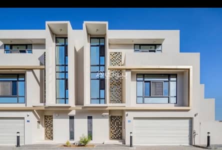 6 Bedroom Villa for Sale in Al Seeb, Muscat - 6 Bedroom Villa For Sale in Al Seeb, Muscat