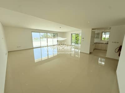 3 Bedroom Flat for Rent in The Wave (Almouj), Muscat - 3 Bedroom Apartment For Rent in The Wave (Almouj), Muscat