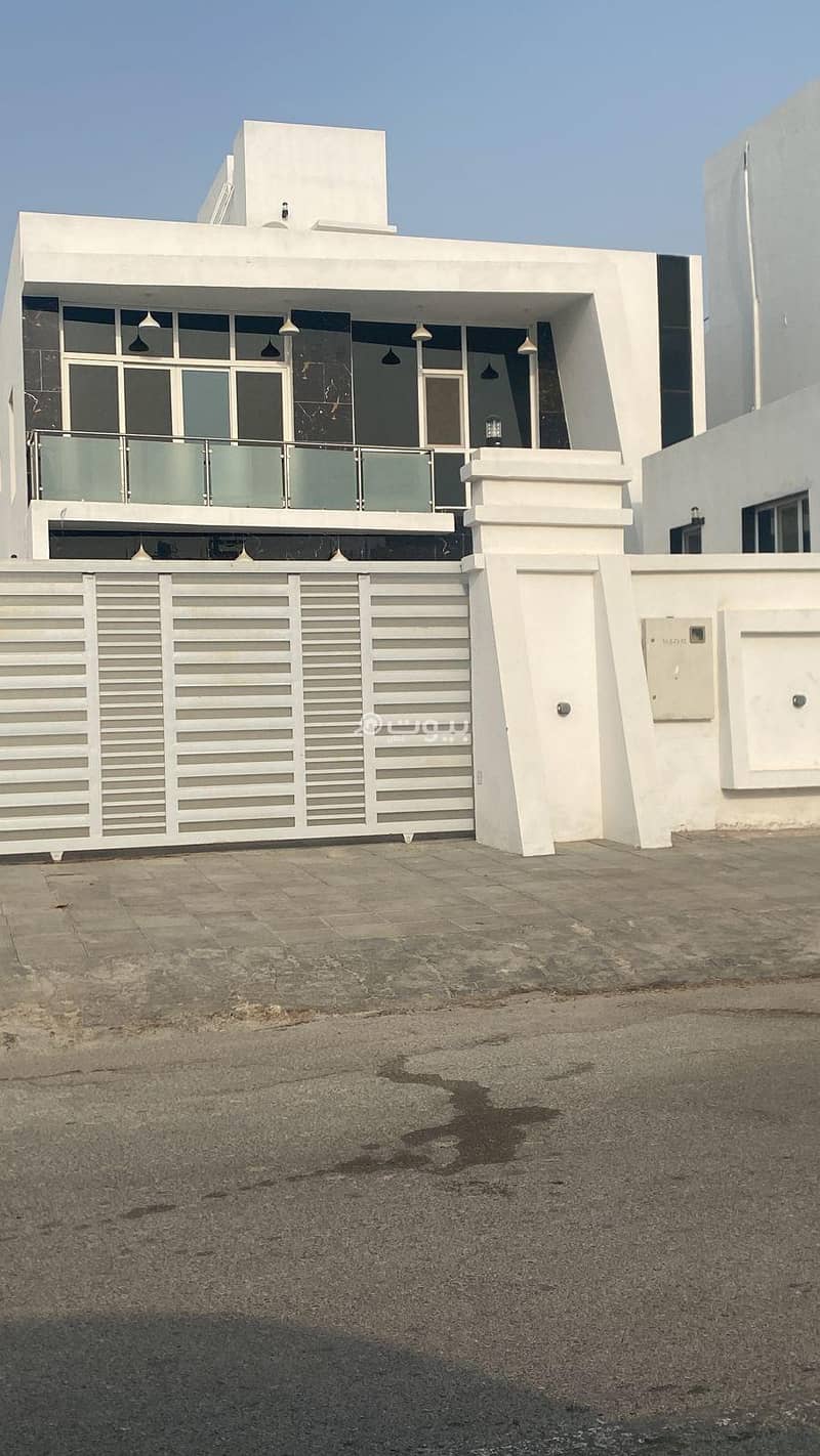 4 Bedroom Villa For Sale in Al Amarat, Muscat 4 Bedroom Villa For Sale in Al Amarat, Muscat