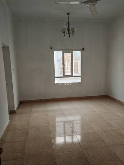 5 Bedroom Villa for Rent in Al Amarat, Muscat - 5 Bedroom Villa For Rent in Al Amarat, Muscat