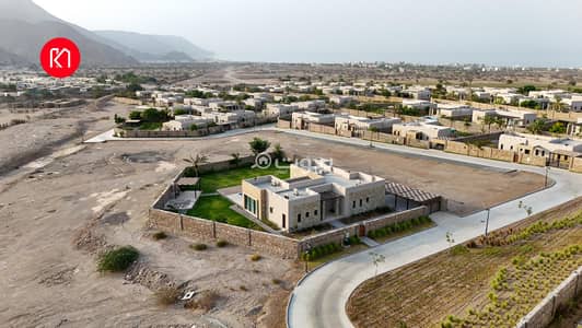 4 Bedroom Chalet for Sale in Al Sifah, Muscat - 4 Bedroom Chalet For Sale in Al Sifah, Muscat