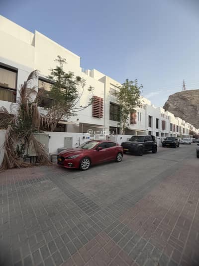 4 Bedroom Villa for Rent in Qurum, Muscat - 4 Bedroom Villa For Rent in Qurum, Muscat