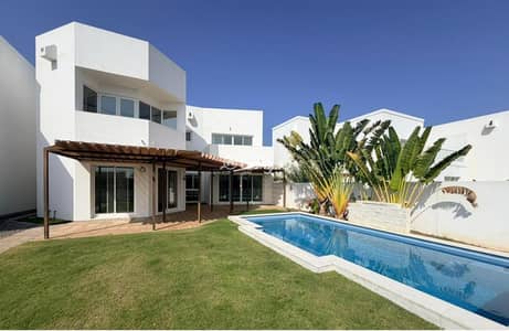 5 Bedroom Villa for Sale in The Wave (Almouj), Muscat - 5 Bedroom Villa For Sale in The Wave (Almouj), Muscat 5 Bedroom Villa for Sale in The Wave (Almouj), Muscat - 5 Bedroom Villa For Sale in The Wave (Almouj), Muscat