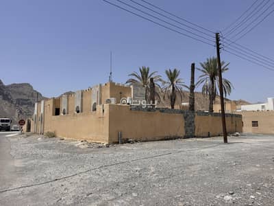 Other Commercial for Sale in Nizwa, Al Dakhiliya - 621 SQM Other Commercial For Sale in Nizwa, Al Dakhiliya