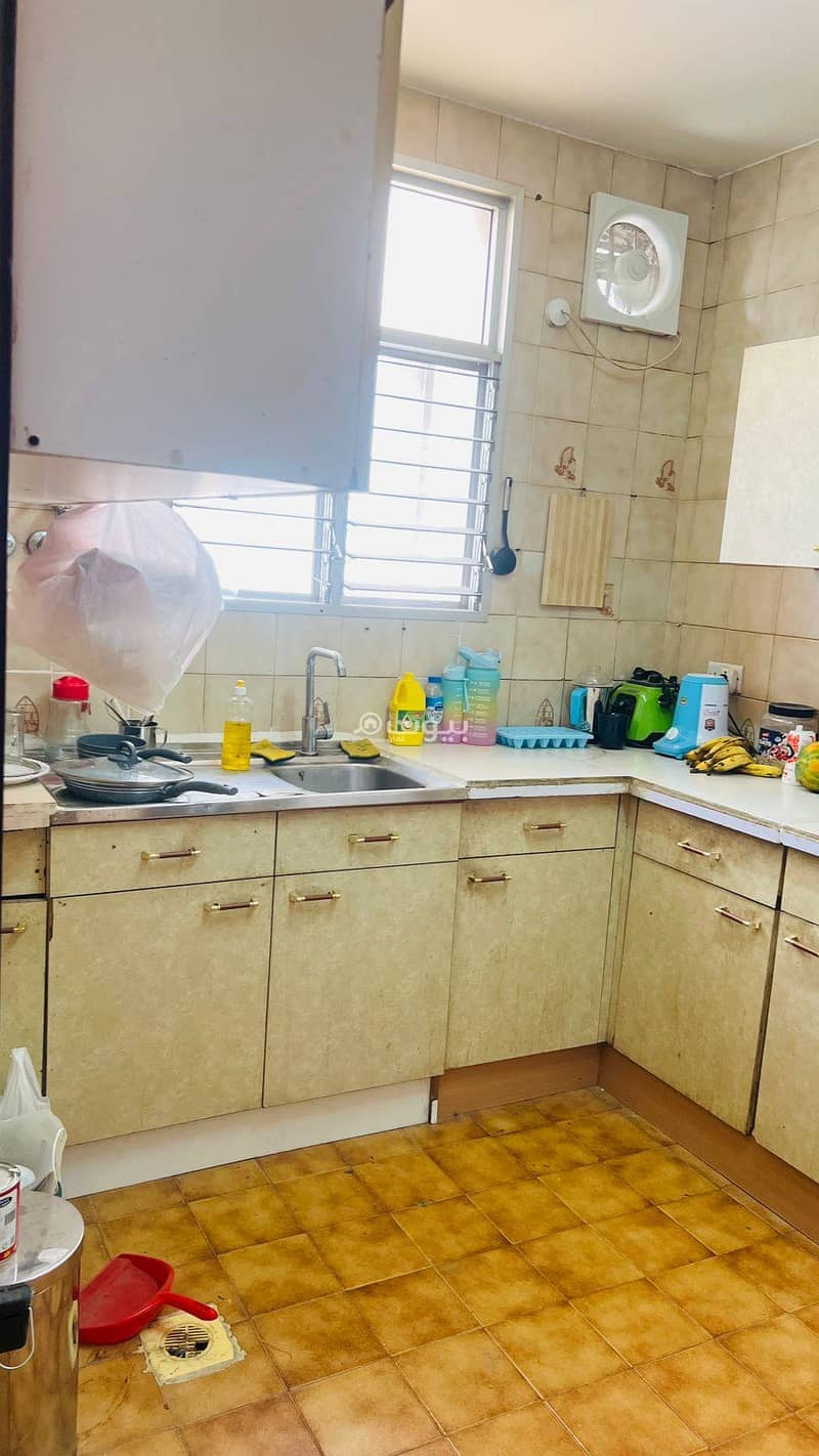 4/6 photos