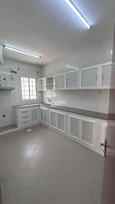 4 Bedroom Flat for Rent in Ruwi, Muscat - 4 Bedroom Apartment For Rent in Ruwi, Muscat